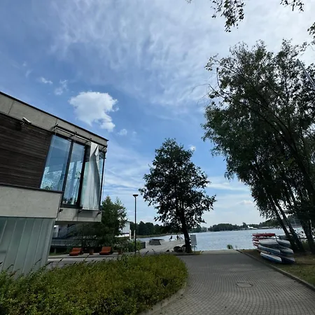Ukiel Lake Premium Lejlighed *