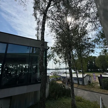 Ukiel Lake Premium Lejlighed